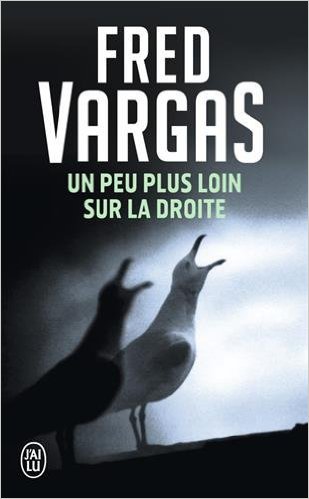 loin sur la droite