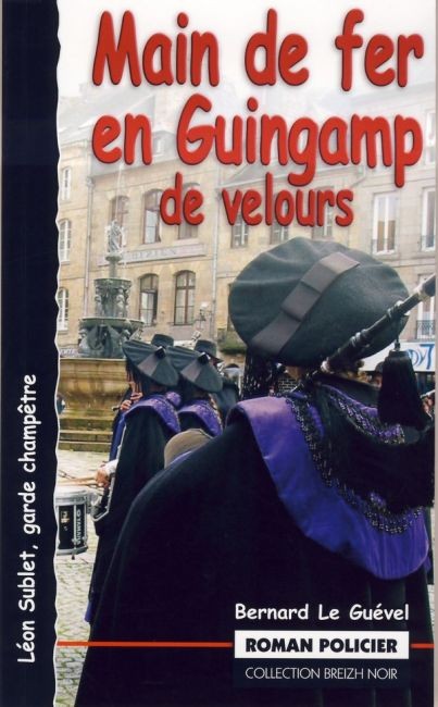 main-de-fer-en-guingamp-de-velours